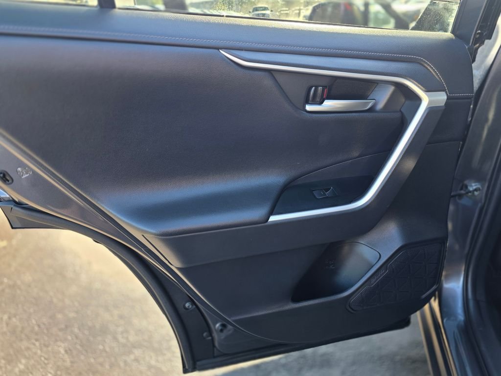 2022 Toyota RAV4 Limited - Photo 19