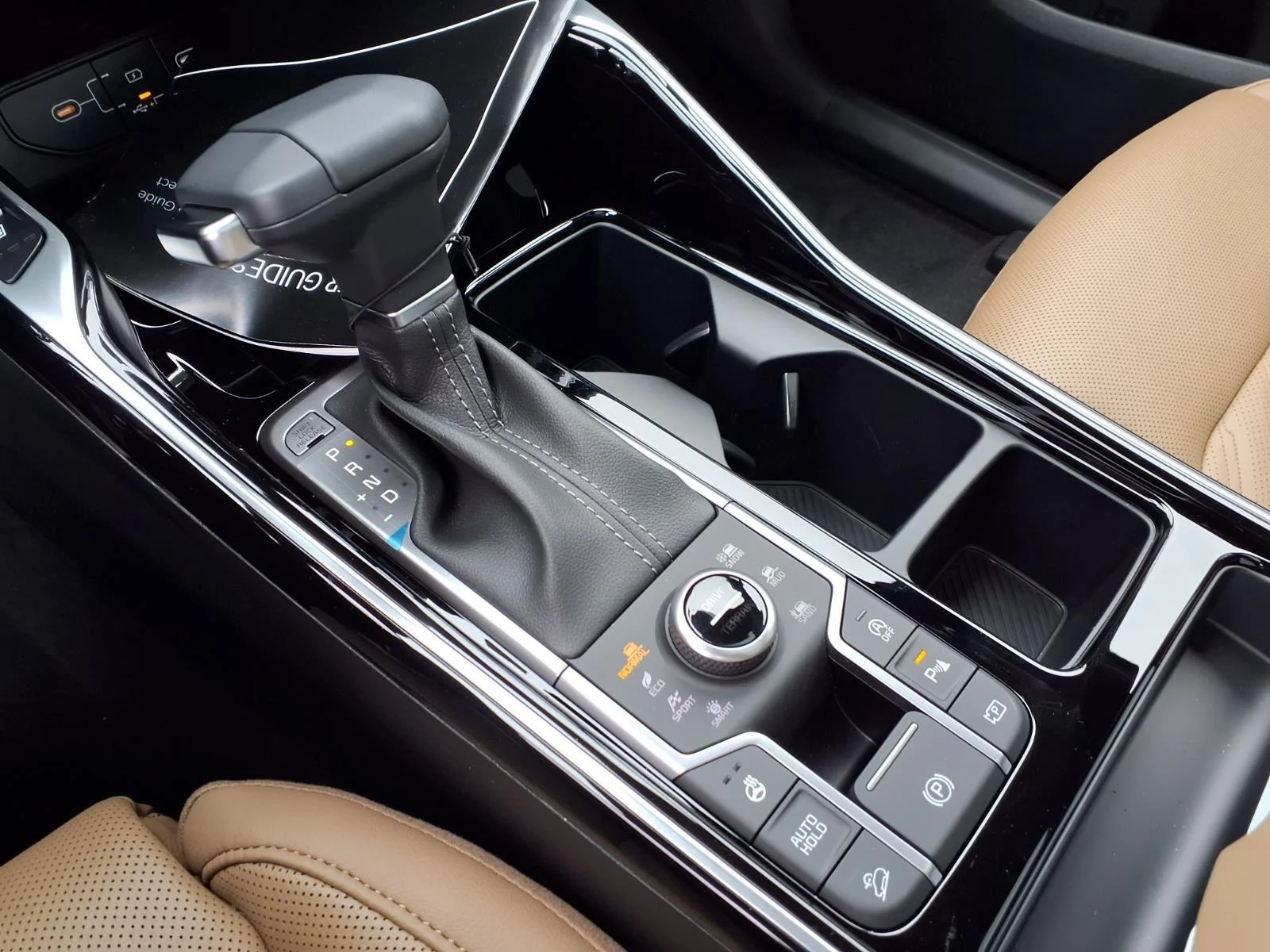 New 2026 Glacial White Pearl Kia X-Pro SX Prestige AWD image 5