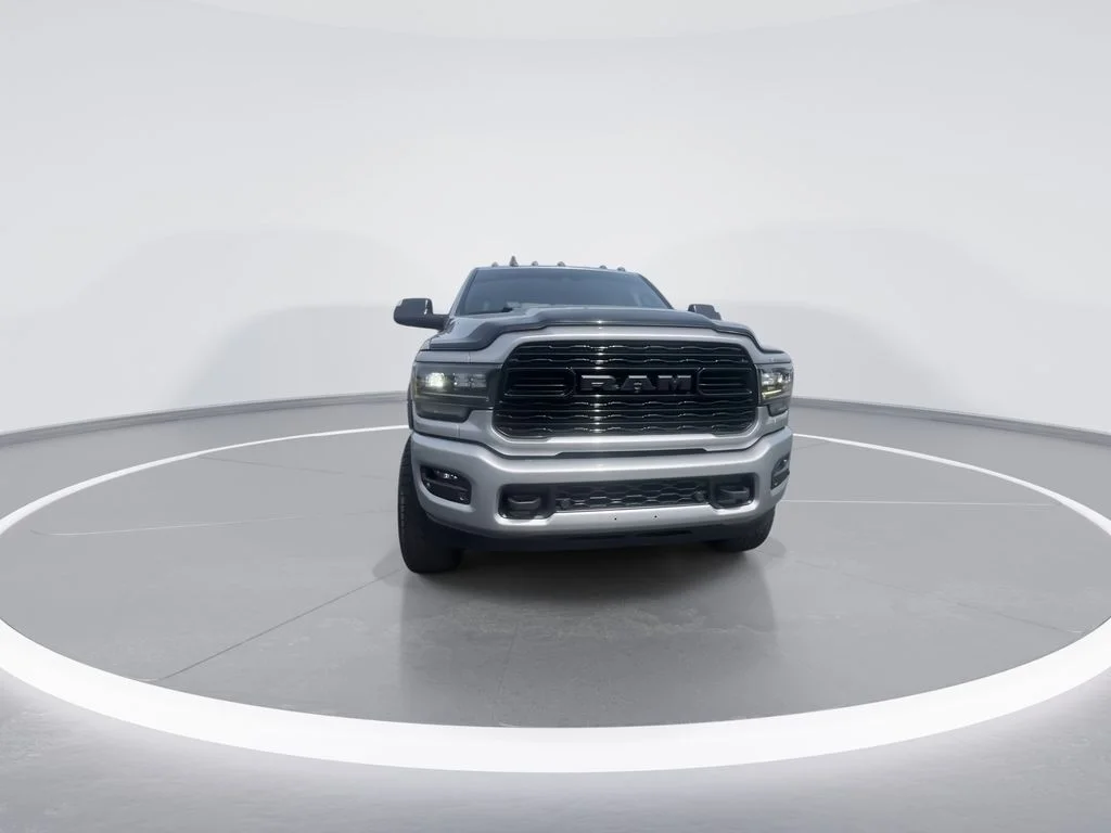 Used 2022 Silver Ram Limited image 3