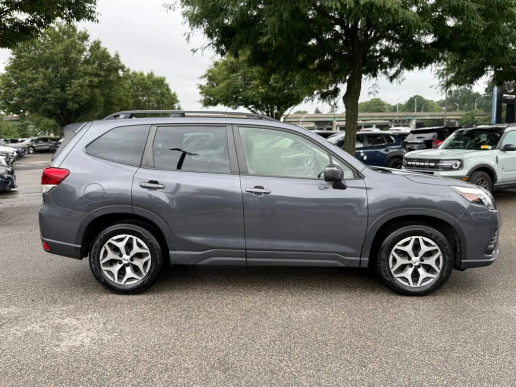 Used 2023 Gray Subaru Premium image 11