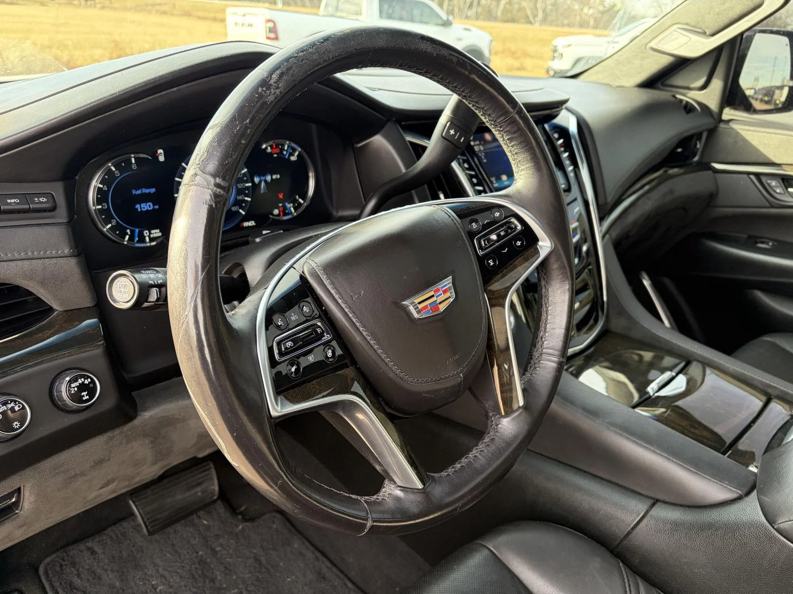 2017 Cadillac Escalade ESV Platinum - Photo 11