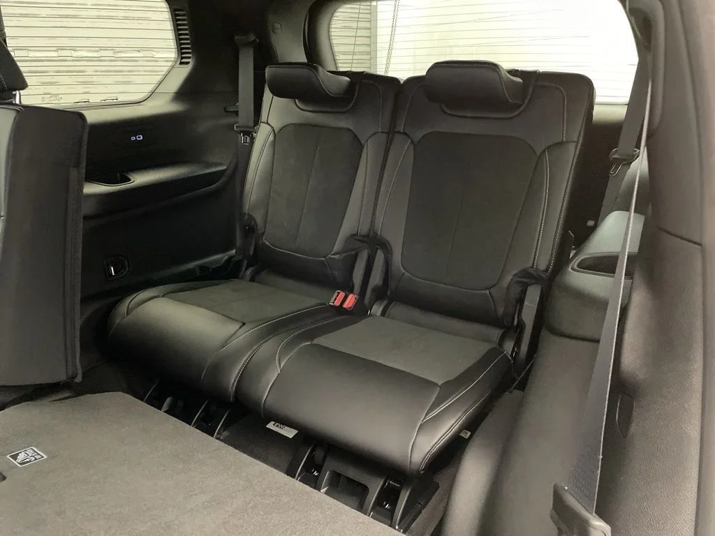 New 2026 White Jeep Altitude image 18