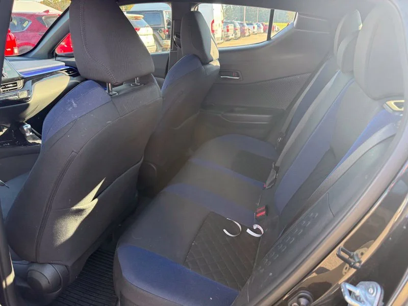 Used 2021 Black Toyota XLE image 6