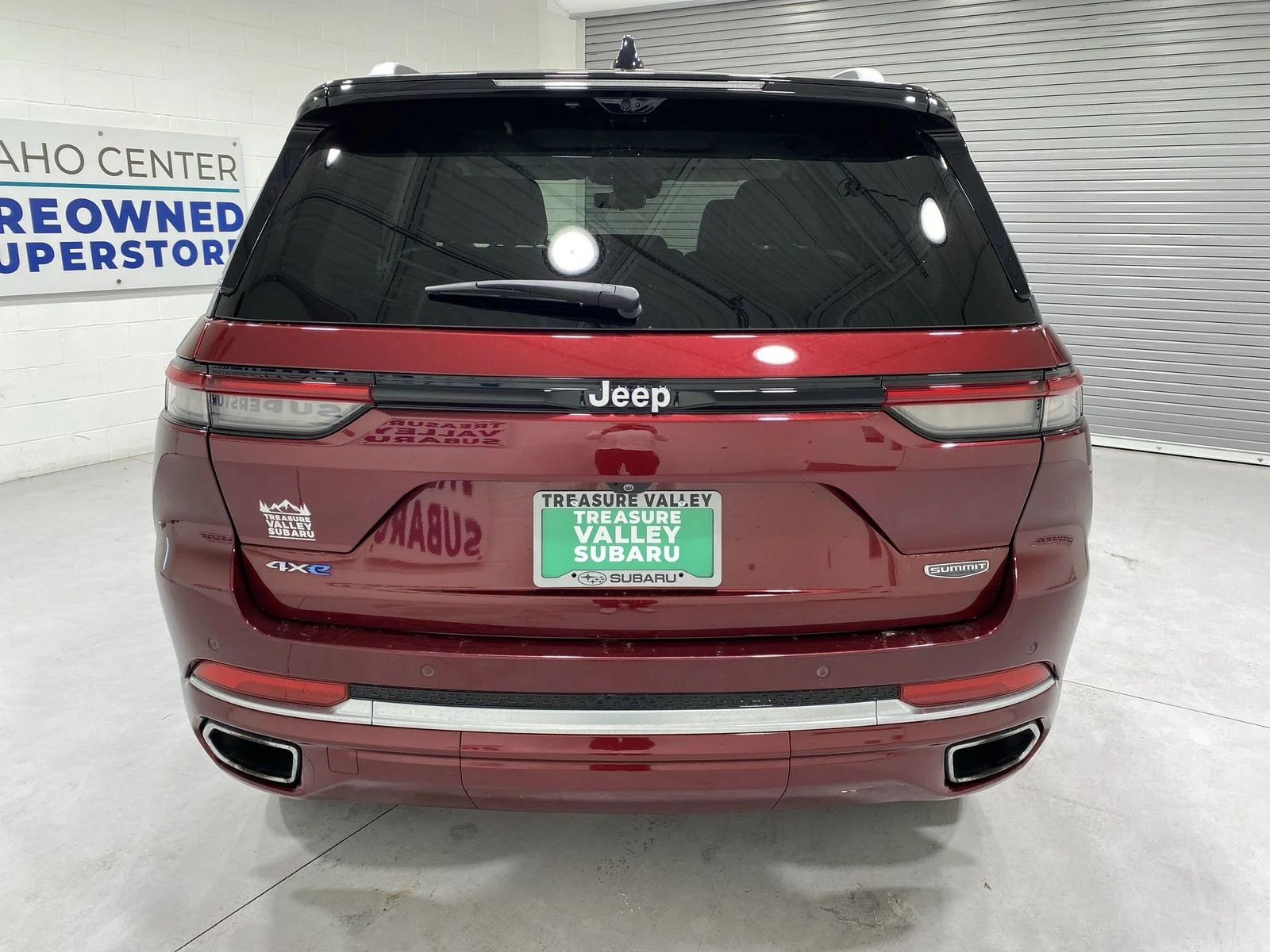 Used 2022 Red Jeep Summit 4xe image 7