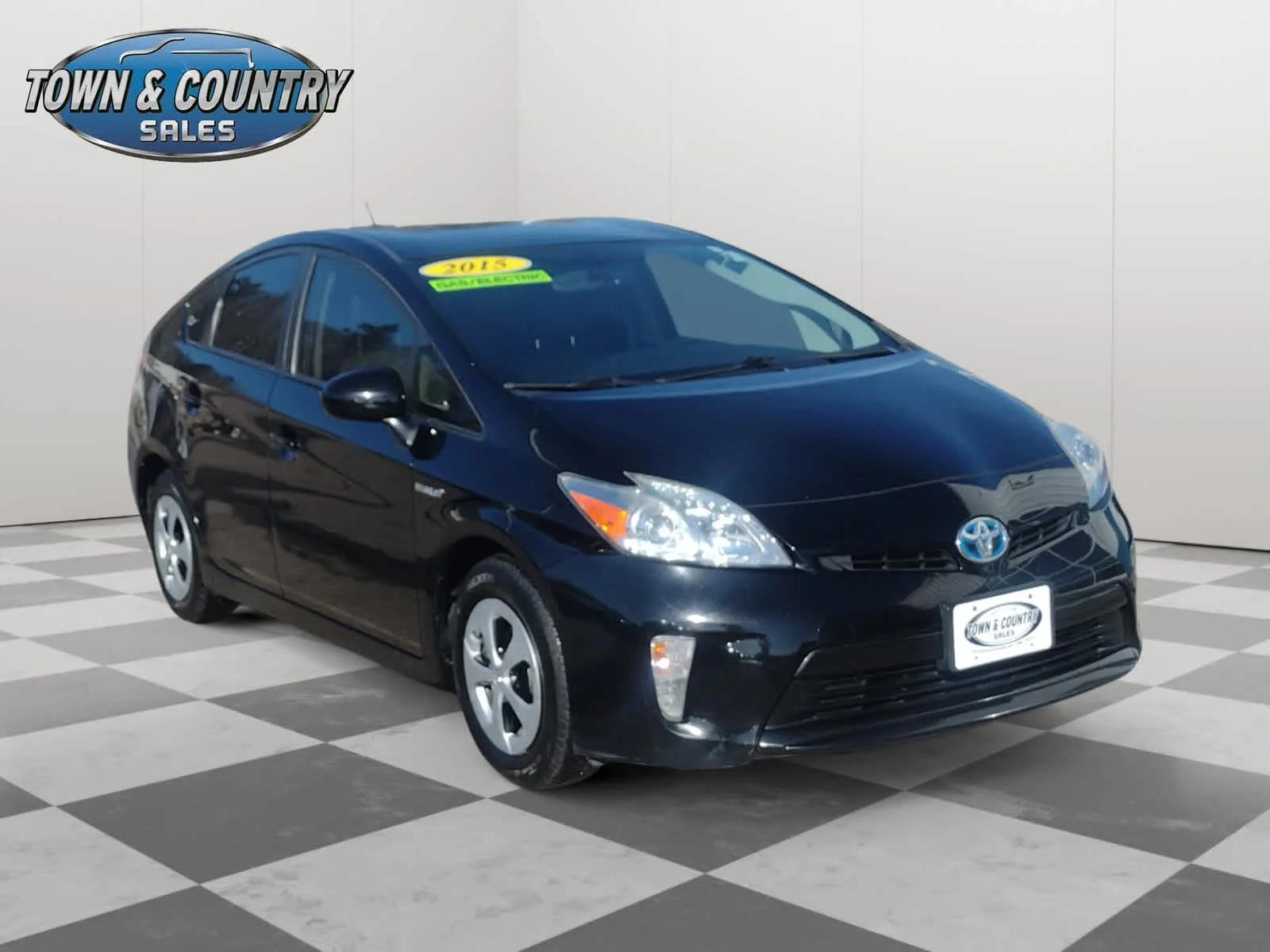 2015 Toyota Prius Four's photo