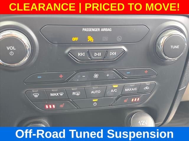 Used 2023 Black Ford XLT image 25