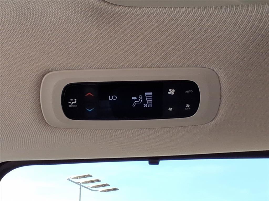 Used 2024 White Chrysler Touring L image 14