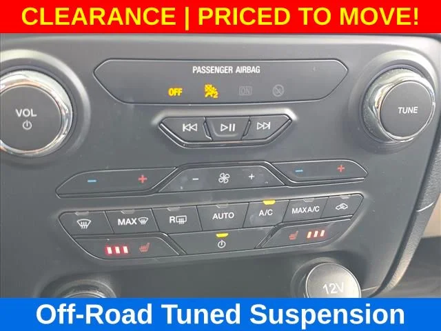 Used 2023 Black Ford XLT image 25