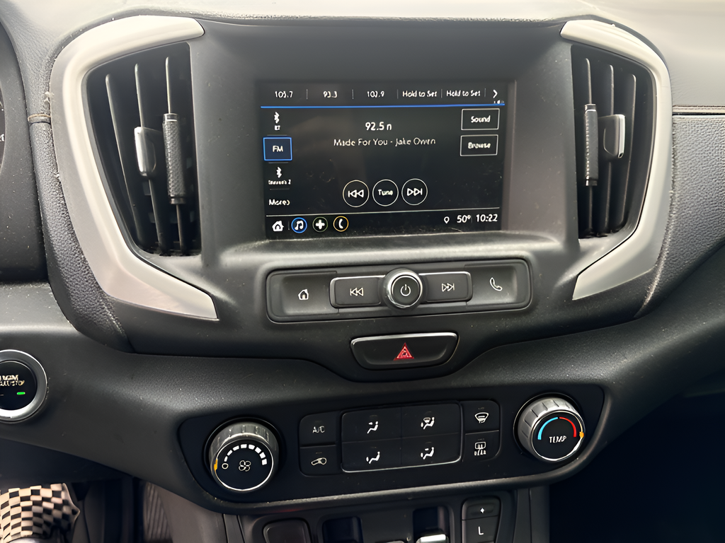 Used 2018 Red GMC SLE image 16