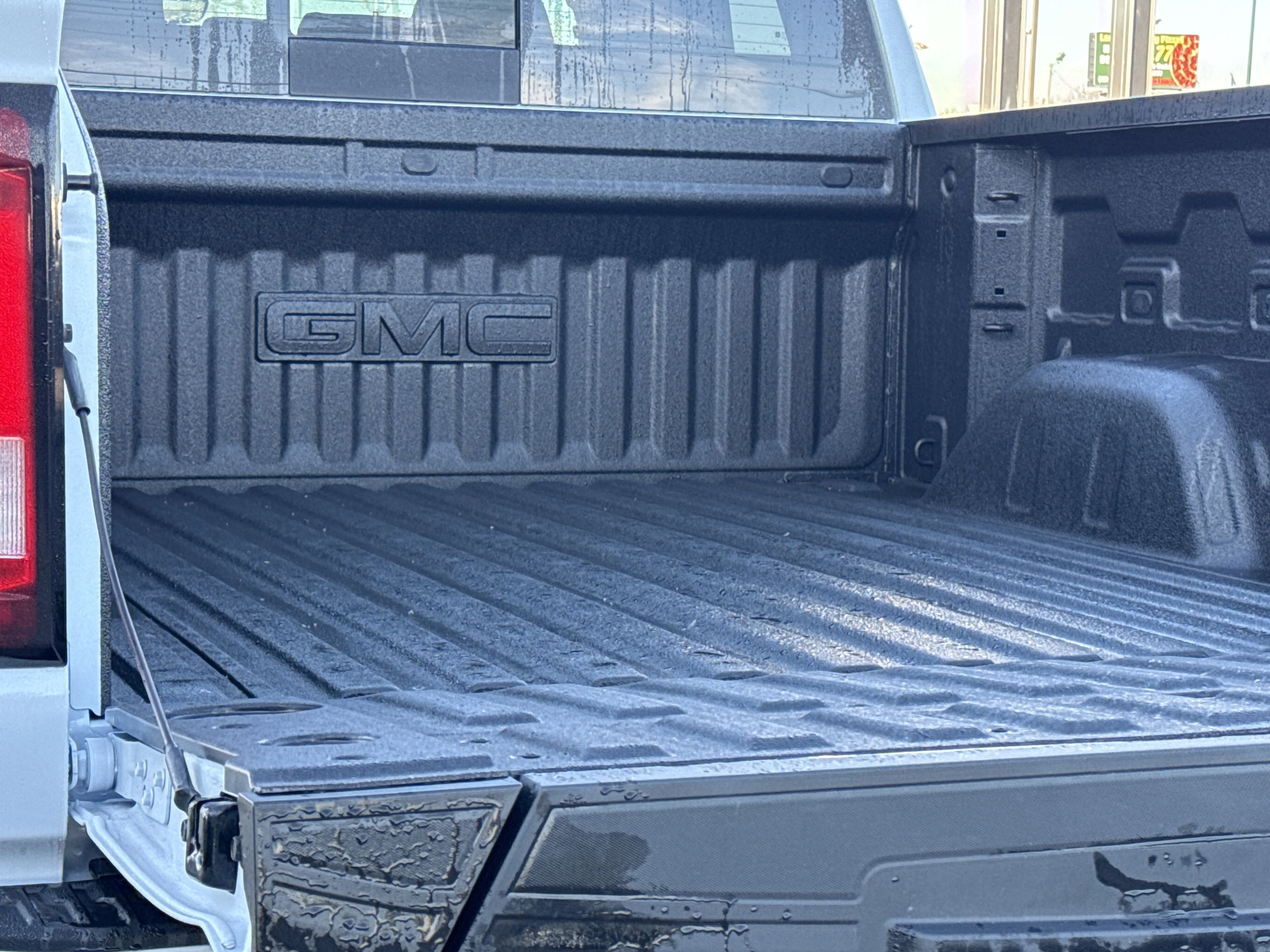 2026 GMC Sierra 1500 Denali - Photo 10