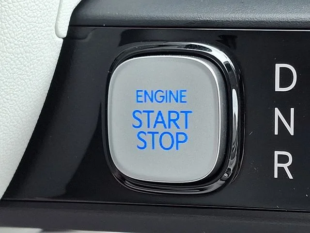 New 2026 White Hyundai SEL image 17