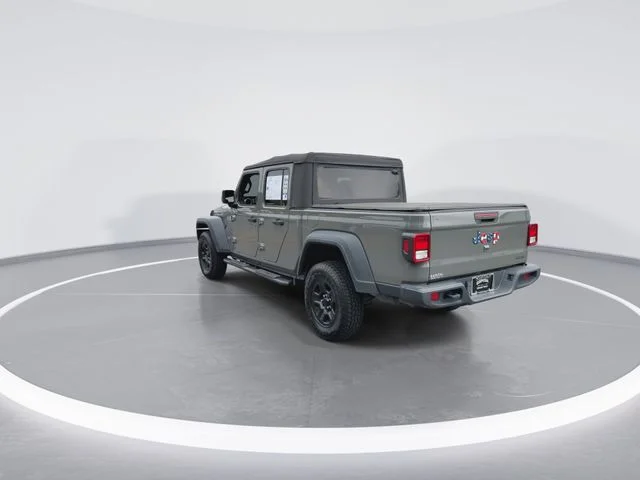 Used 2020 Gray Jeep Sport image 7