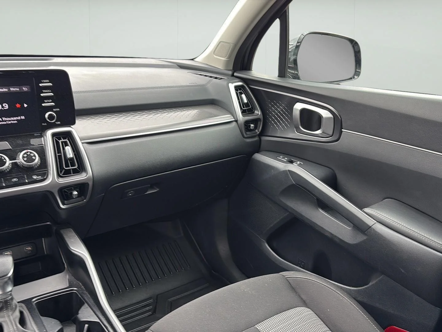 Used 2022 Gravity Gray Kia LX image 19