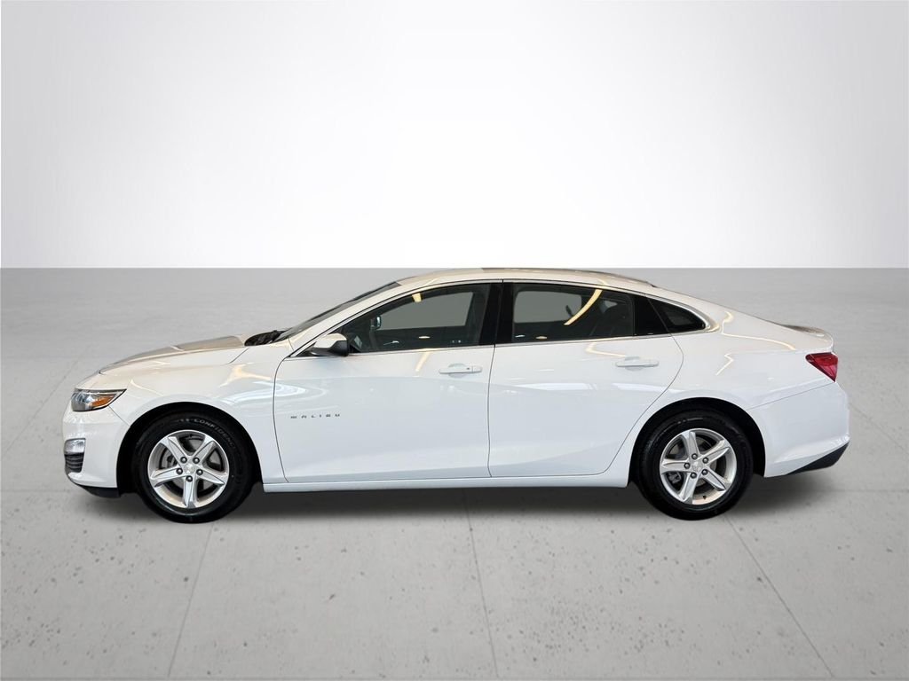 Used 2020 Summit White Chevrolet LS image 11