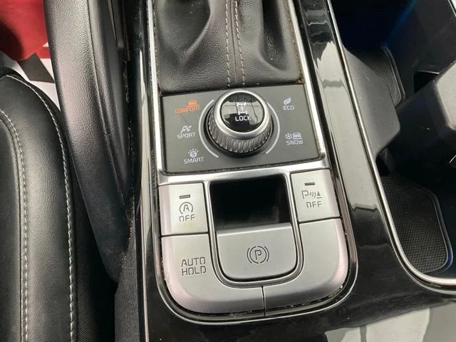 Used 2022 Black Kia LX image 22