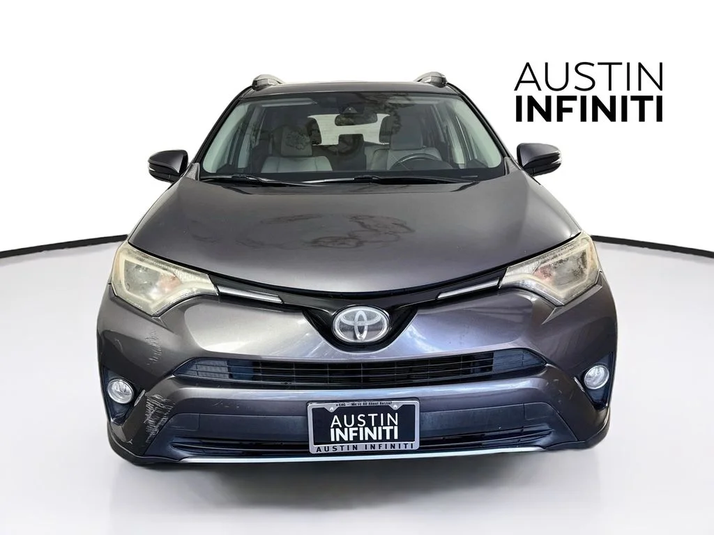 Used 2017 Gray Toyota XLE image 2