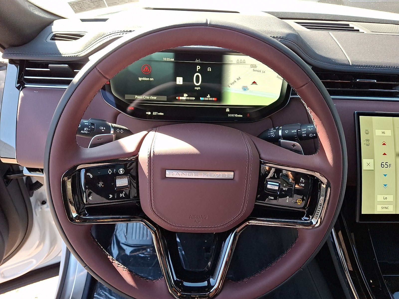 New 2027 Fuji White Land Rover Dynamic SE image 15