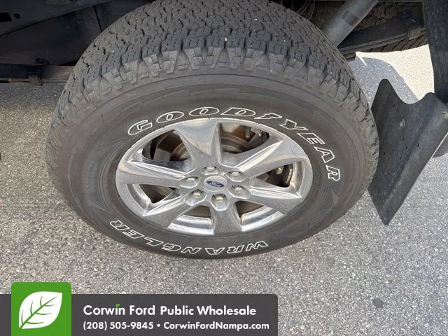 Used 2019 Black Ford Lariat image 9