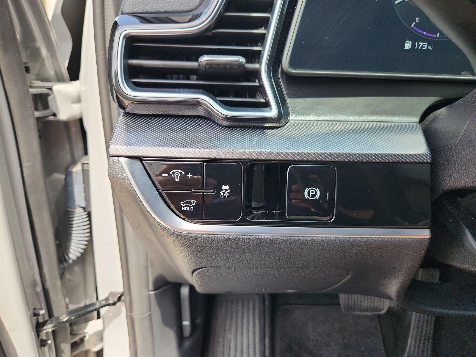 Used 2025 Grey Kia SX-Prestige image 19