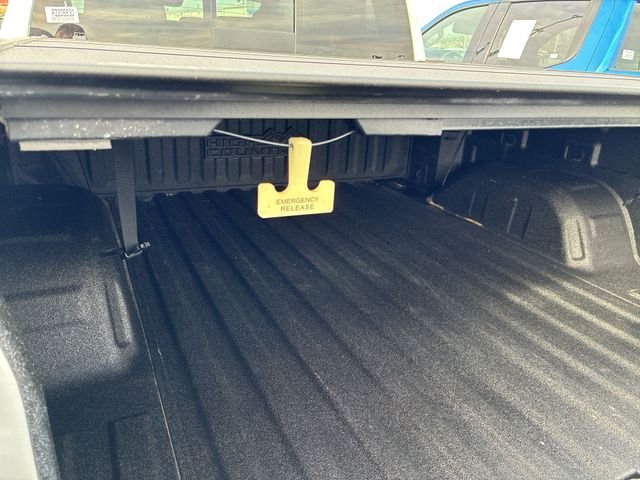 Used 2023 Beige Chevrolet High Country image 21