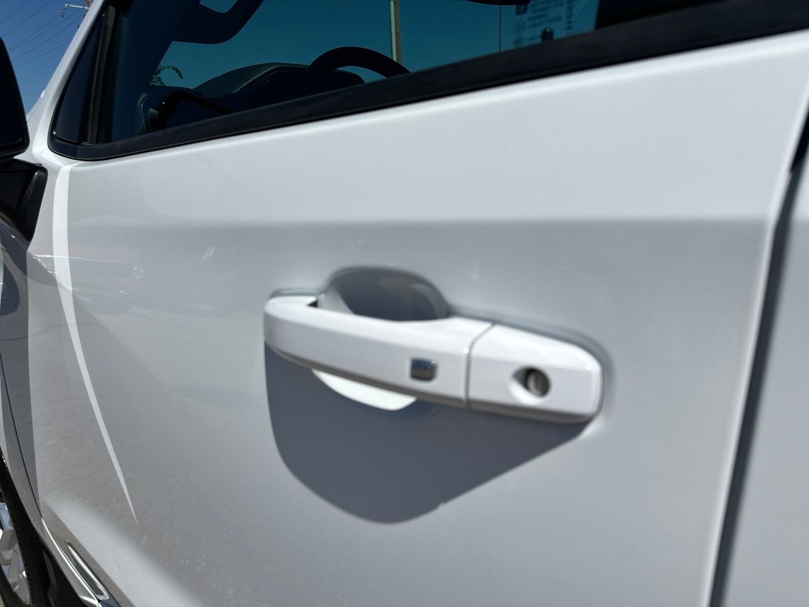 Used 2024 White Chevrolet LT image 11