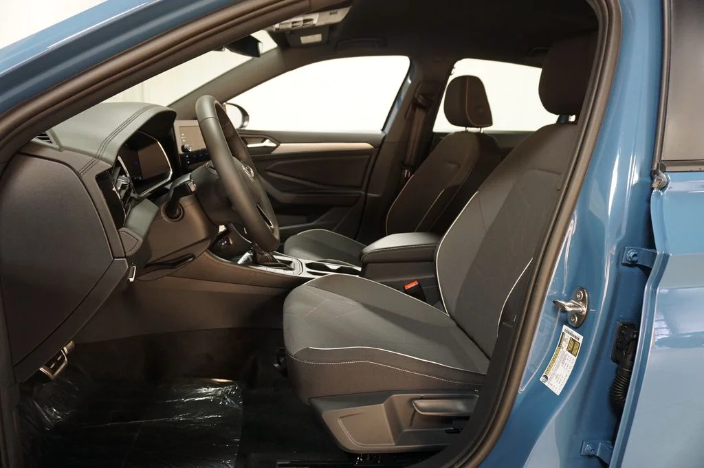 New 2026 Blue Volkswagen 1.5T Sport image 10