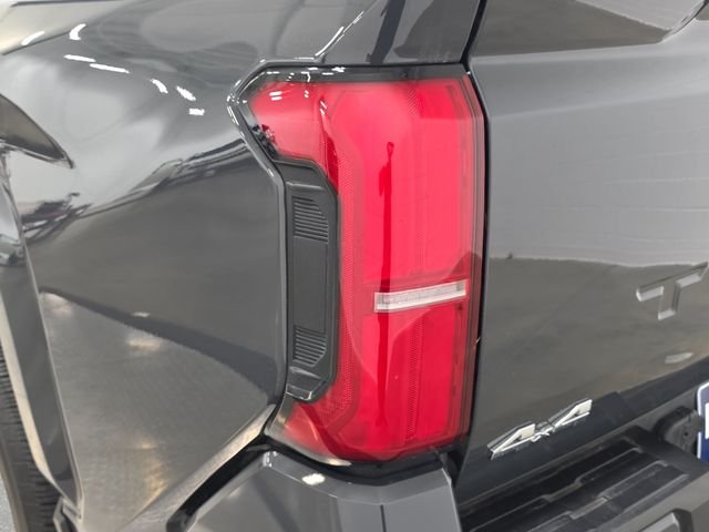 2024 Toyota Tacoma SR5 - Photo 28