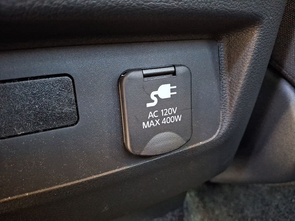 Used 2025 White Nissan SV image 11