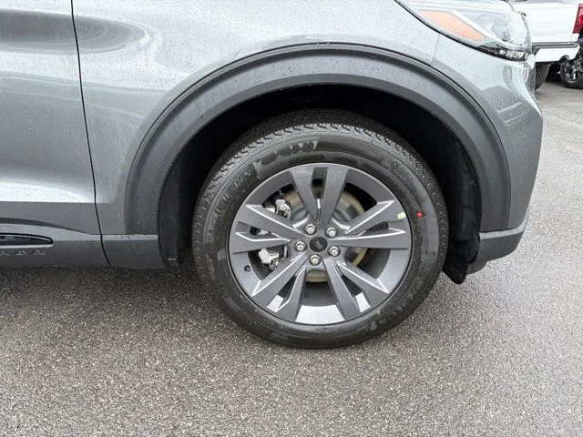 New 2026 Carbonized Gray Metallic Ford Active image 54