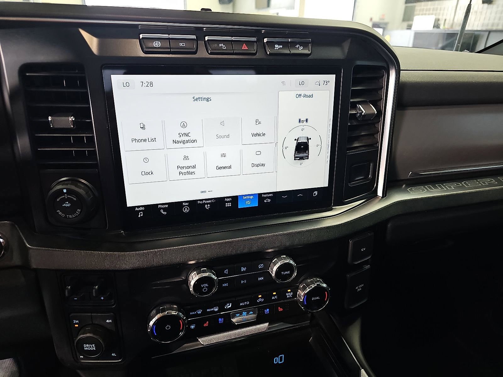 2024 Ford F-250 Platinum photo 3