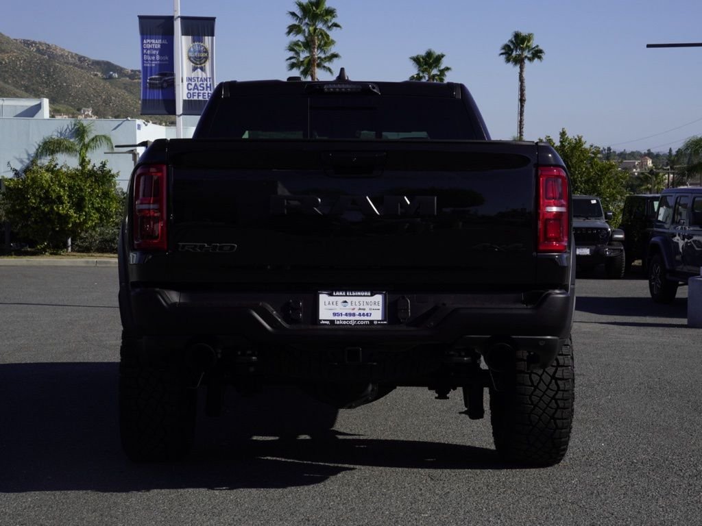 New 2026 Diamond Black Crystal Pearl-Coat Exterior Paint RAM RHO image 4