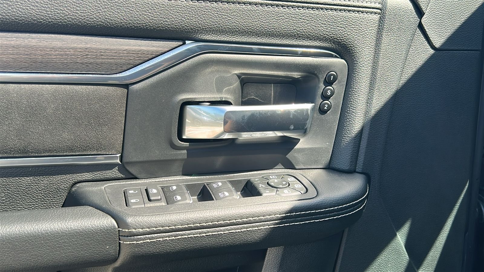 New 2026 Forged Blue Metallic Exterior Paint RAM Laramie image 19