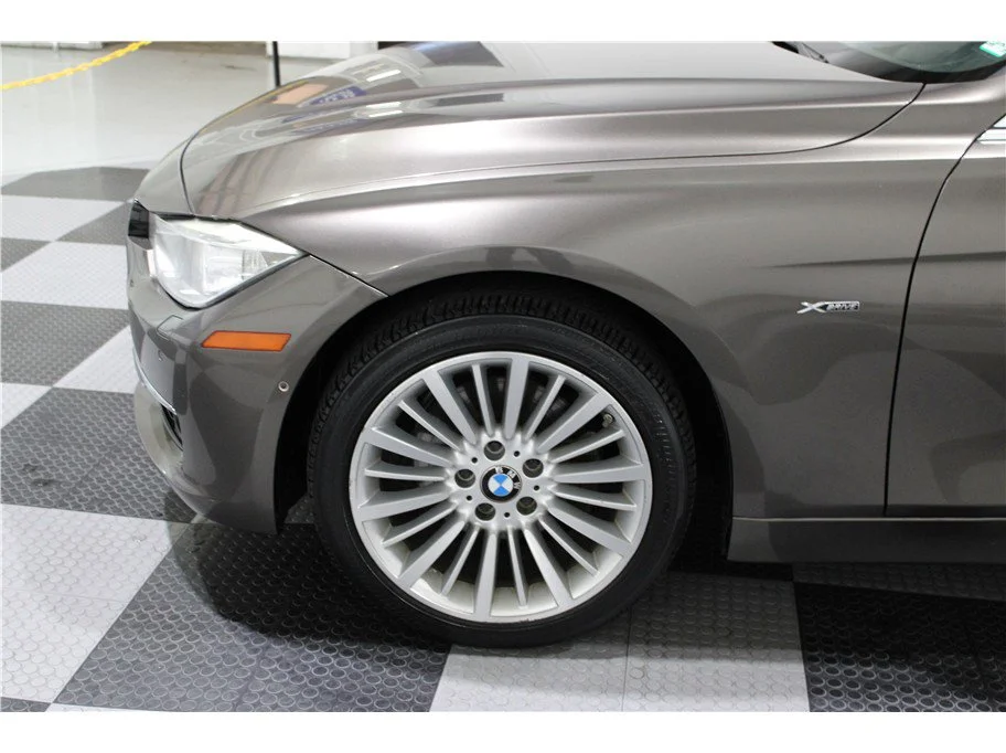 Used 2013 Brown BMW 328i xDrive image 9