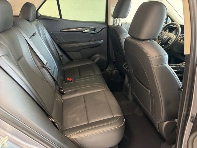 2022 Buick Envision Essence - Photo 11