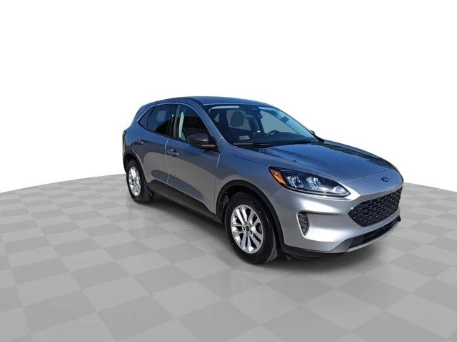 Used 2022 Ford Escape SE with VIN 1FMCU0G62NUB41370 for sale in Sturgeon Bay, WI