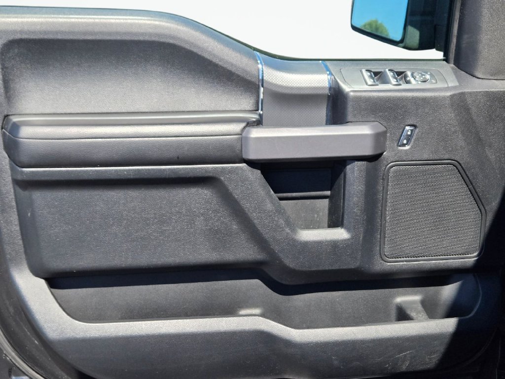 2015 Ford F-150 XLT - Photo 12