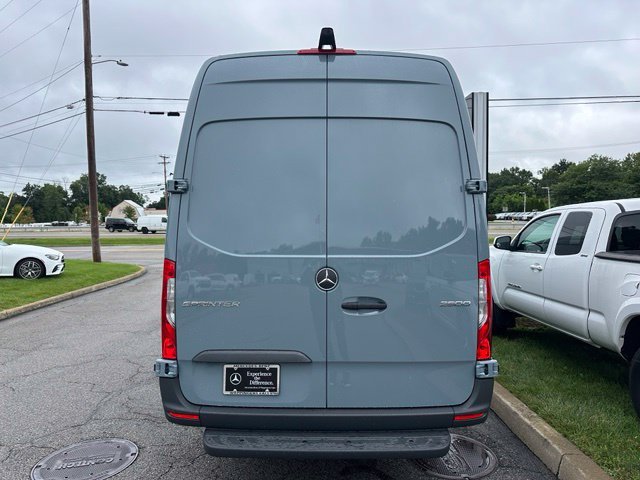 New 2026 Blue Gray Mercedes-Benz Cargo 170 WB image 36