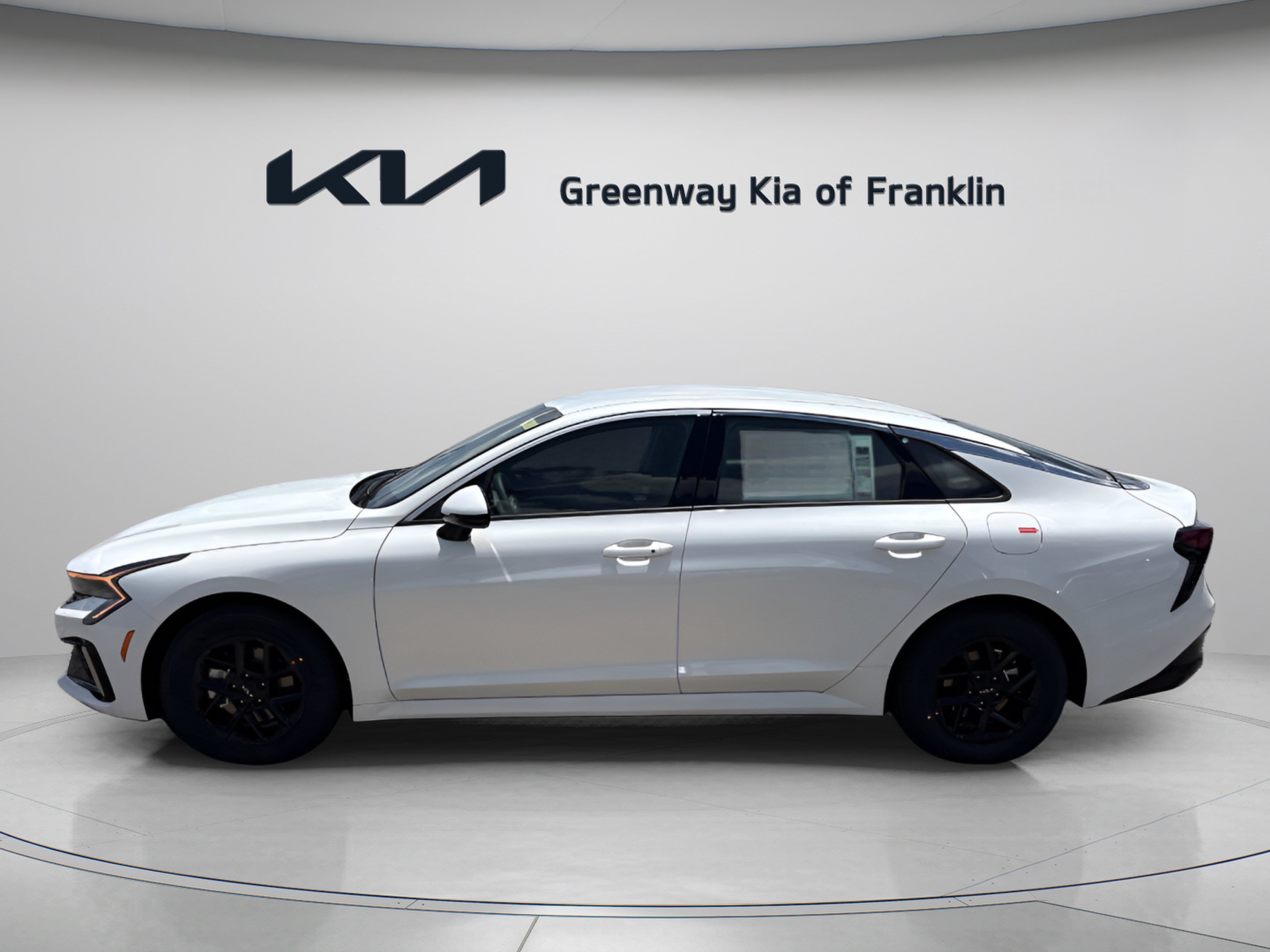 New 2026 Snow White Pearl Kia LXS FWD image 4
