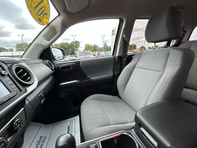 Used 2019 Quicksand Toyota SR5 image 44