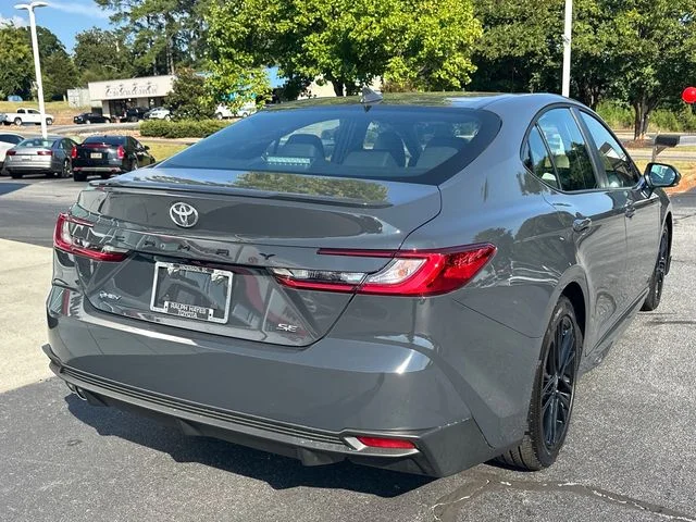 Used 2026  Toyota SE image 3