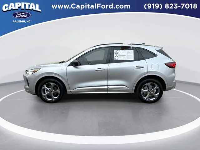 Used 2023 Silver Ford ST-Line image 5