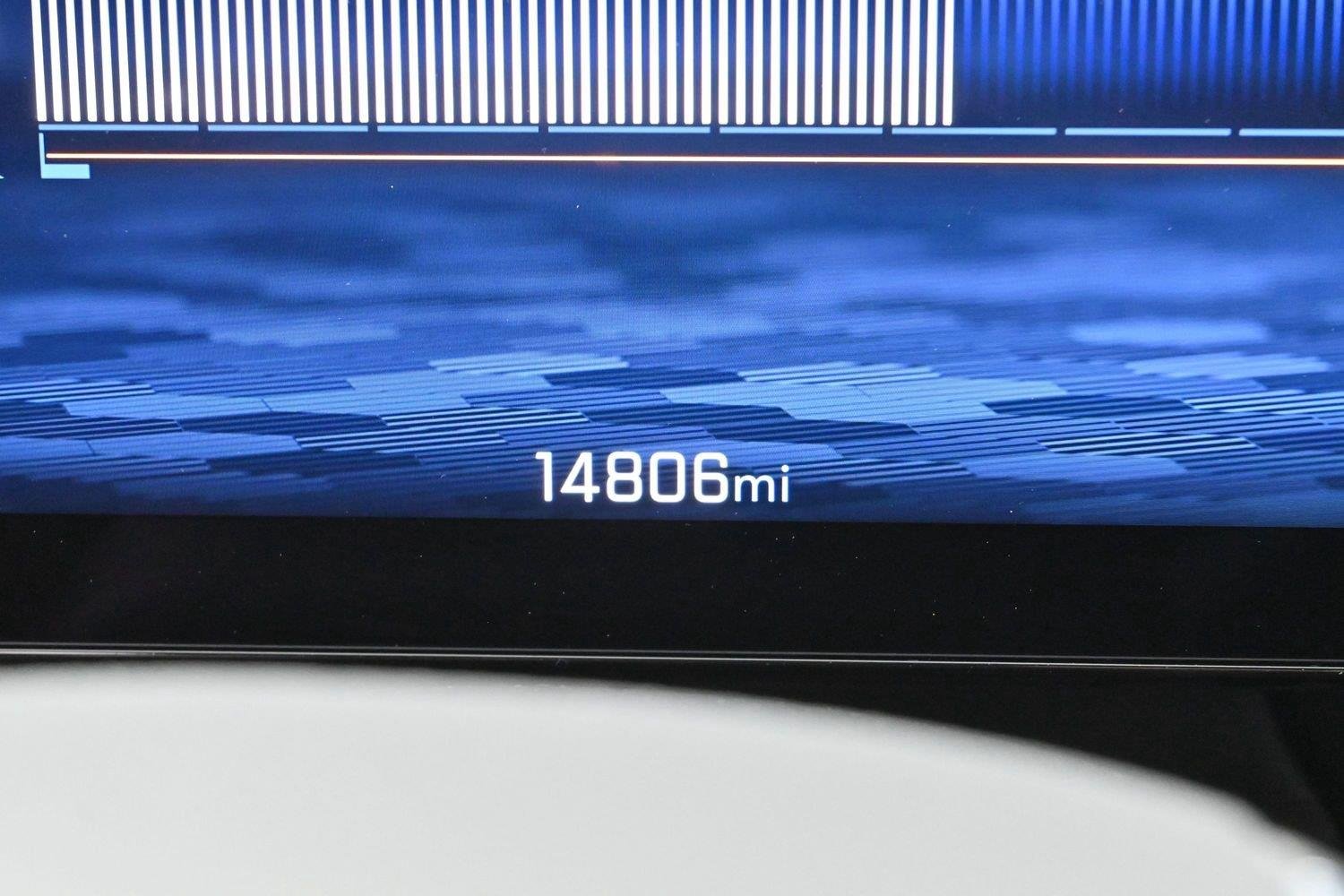 Used 2024 Summit White Chevrolet LT image 22