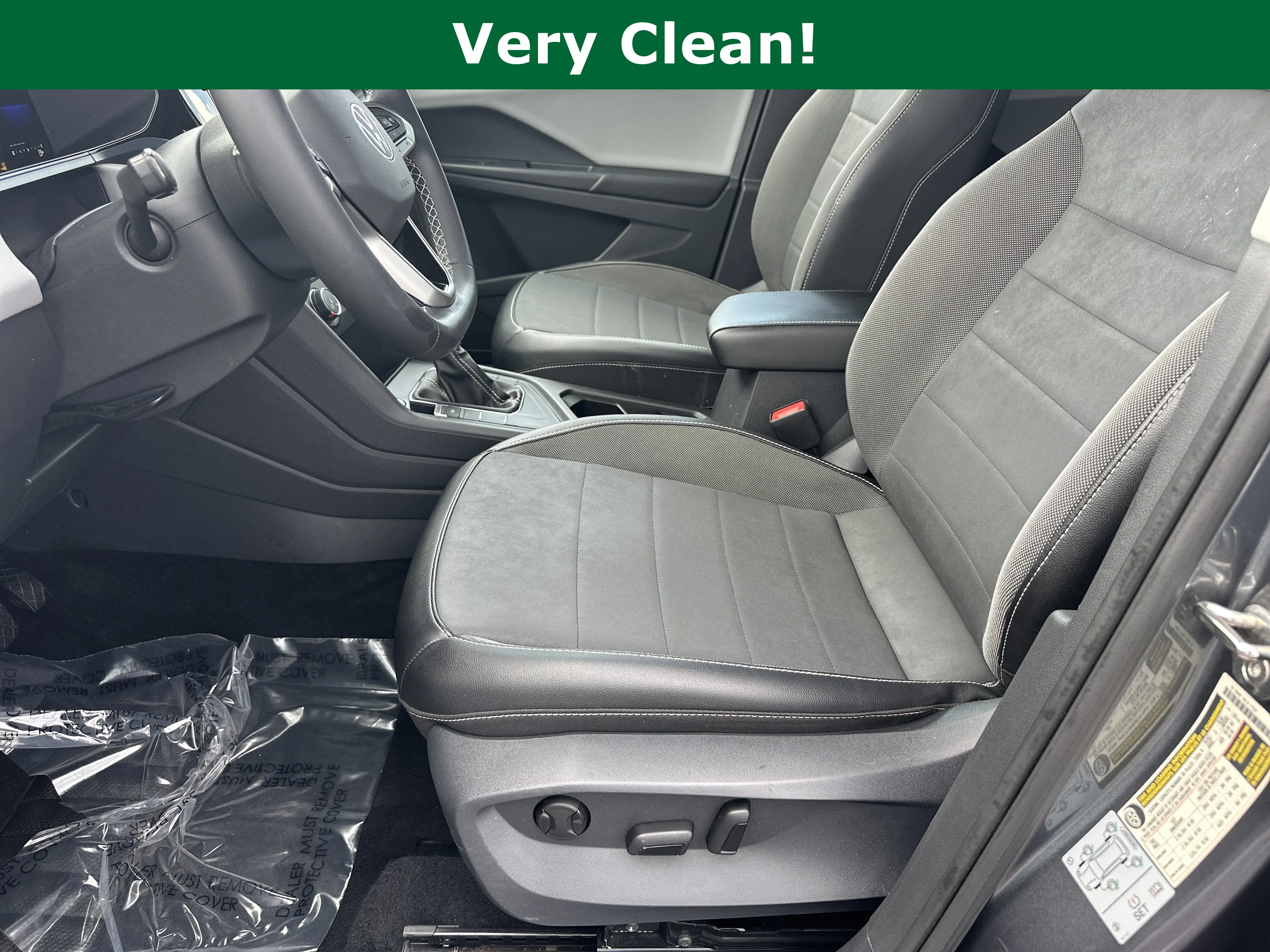 Used 2022 Platinum Gray Metallic Volkswagen SE image 9