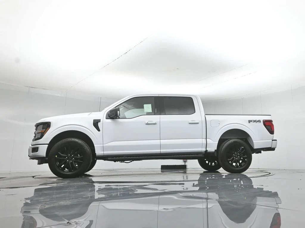 New 2026 Oxford White Ford XLT image 52