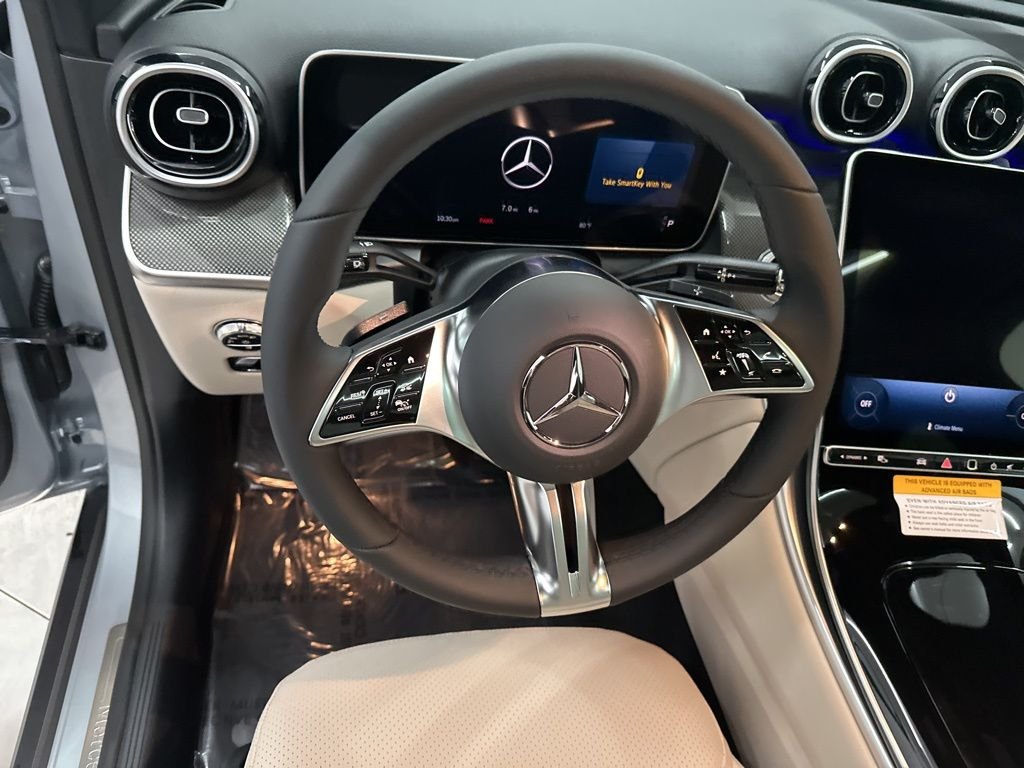 Used 2026 Silver Mercedes-Benz GLC 300 image 10