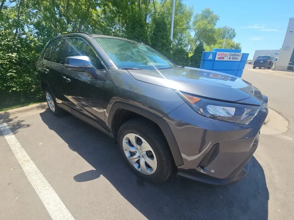 Used 2021 Magnetic Gray Metallic Toyota LE image 3