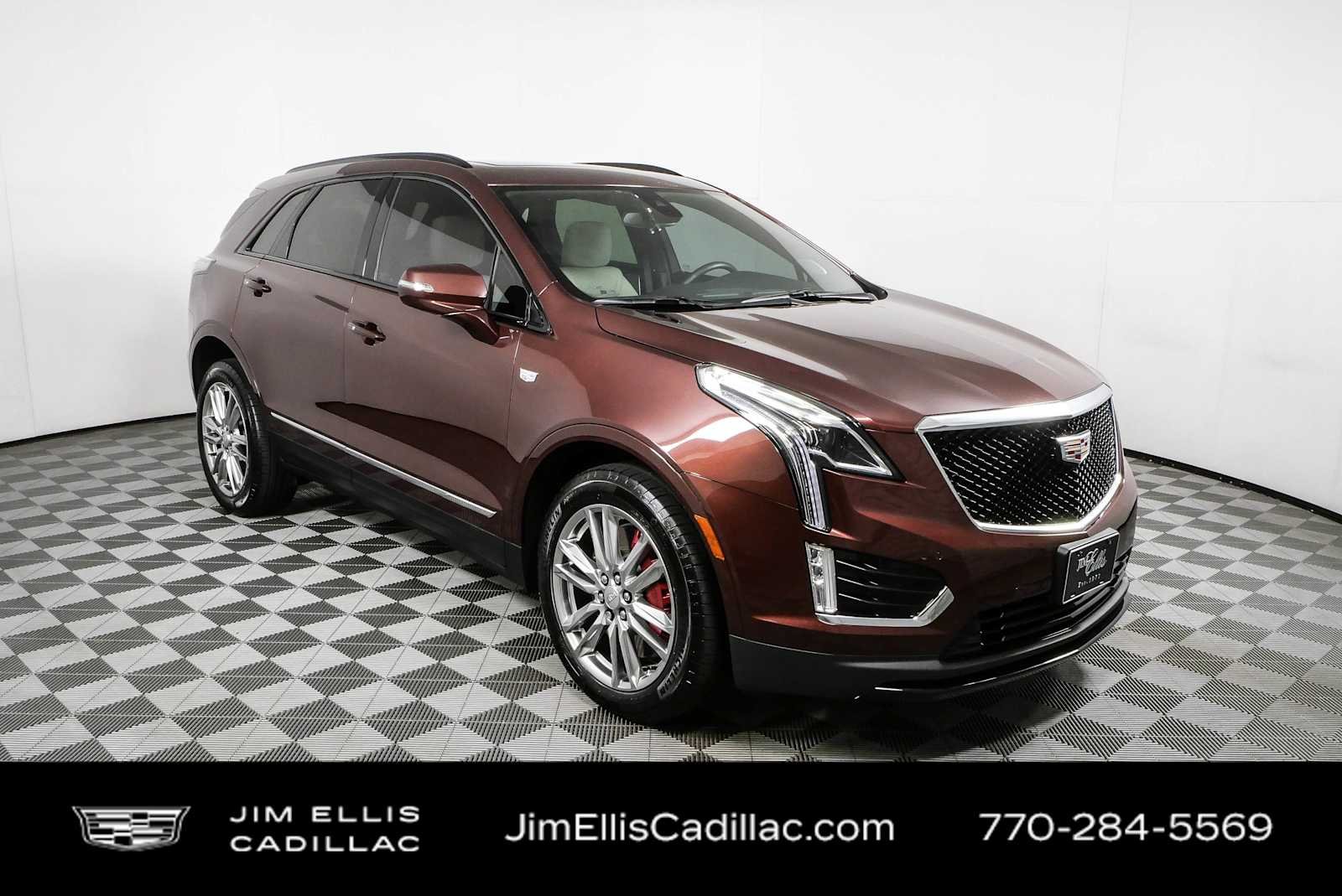 2023 Cadillac XT5 AWD Sport's photo