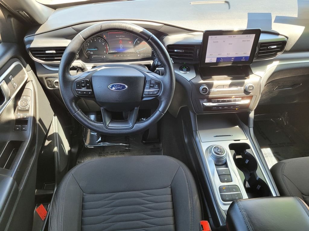 Certified Used 2020 Oxford White Ford XLT image 13