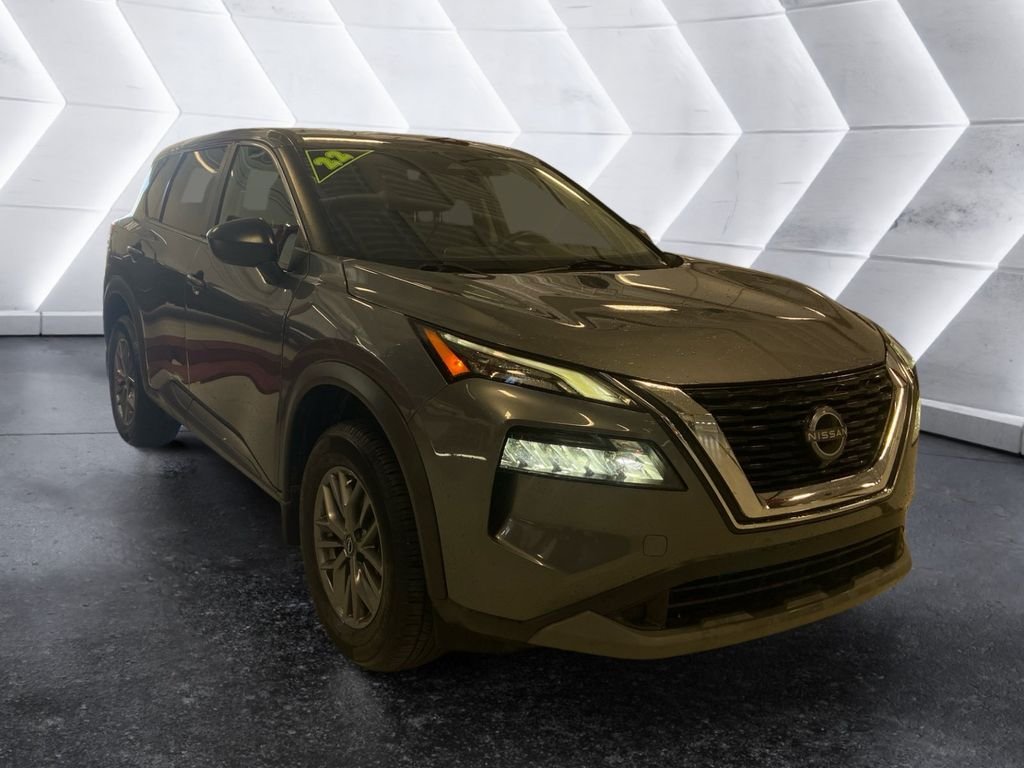 Used 2022 Gray Nissan S image 1