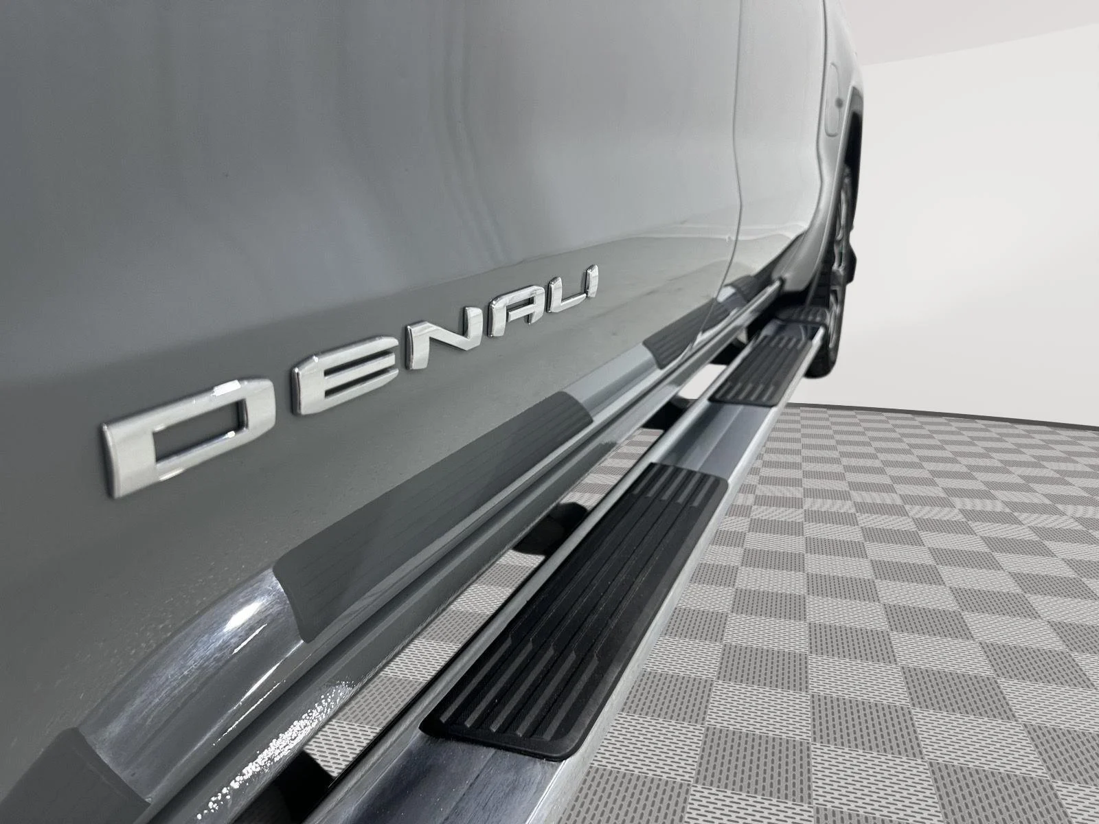 Used 2025 Thunderstorm Gray GMC Denali image 28